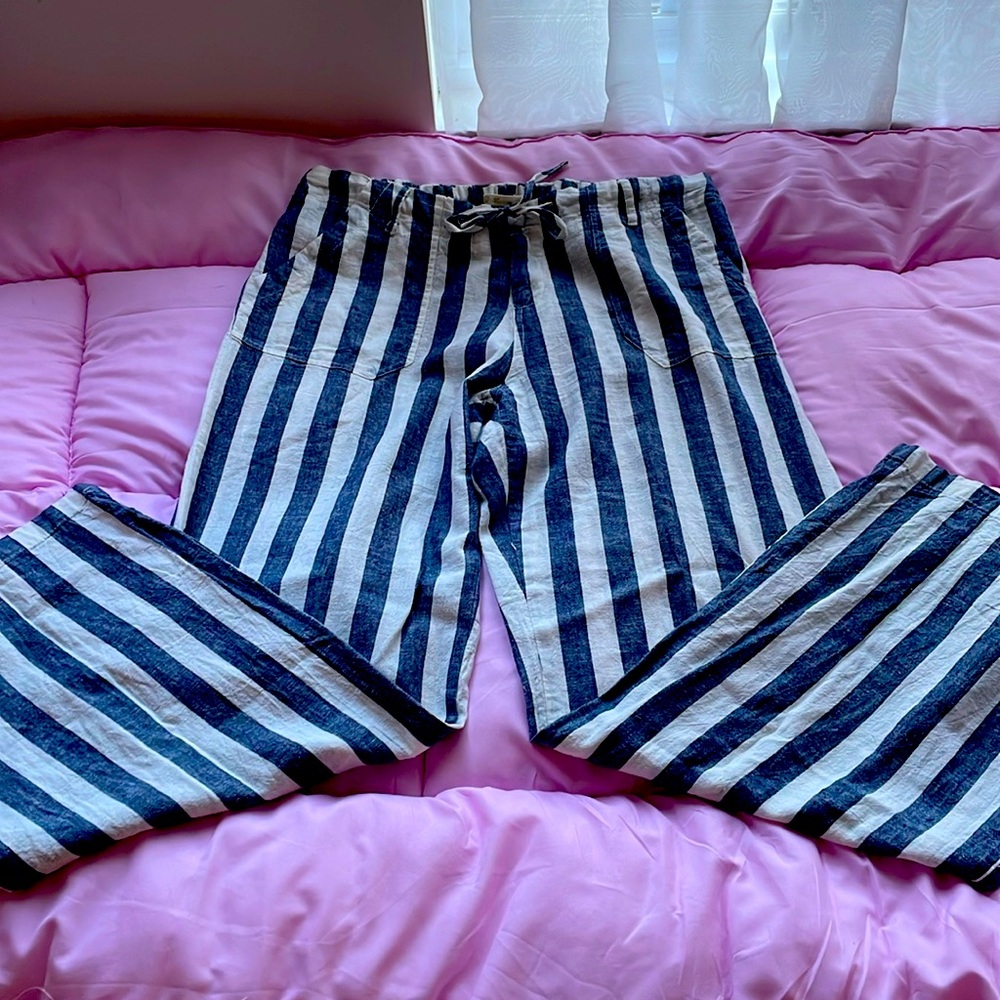 Just Living black/white linen pants